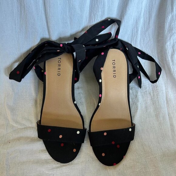Torrid Women's Black Courts - Picture 1 of 4